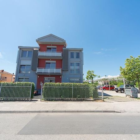 Hotel Piramida Podgorica Exterior photo
